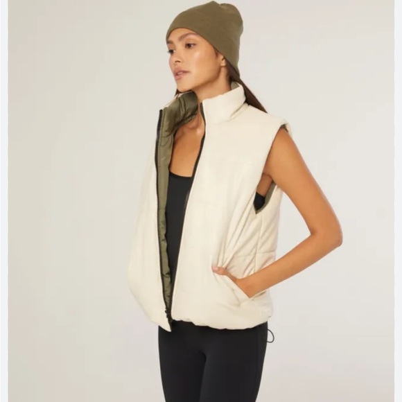 IVL Reversible Cream and Olive Puffer Vest, XS - Picture 1 of 7